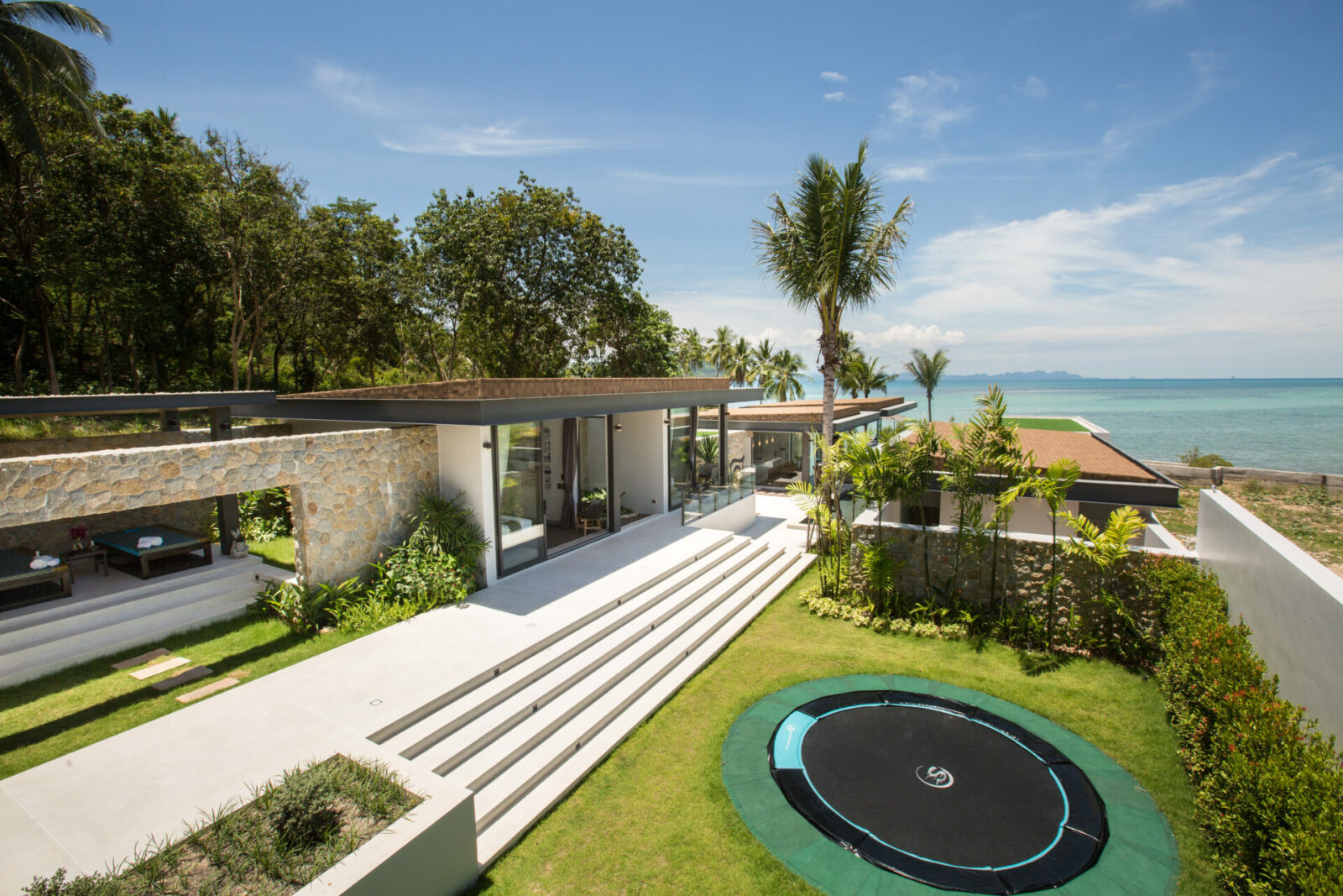 New Luxury Beachfront Villa – Laem Sor, Koh Samui – For Sale - Image 16